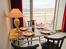 Les Autans Hotel *